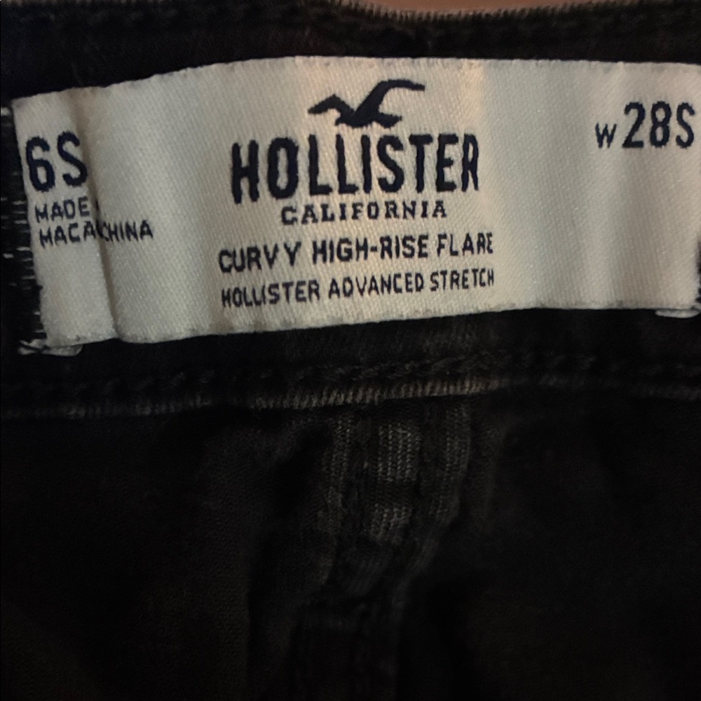 Hollister Curvy High-Rise Flare Jeans - Black